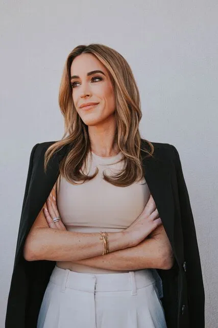 Elizabeth — Co-Founder